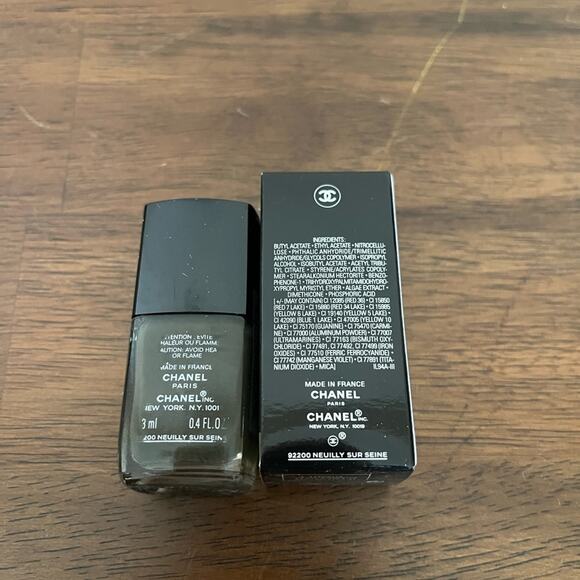New CHANEL Le Vernis Nail Colour 601 Mysterious Deep Khaki Olive - Picture 4 of 4